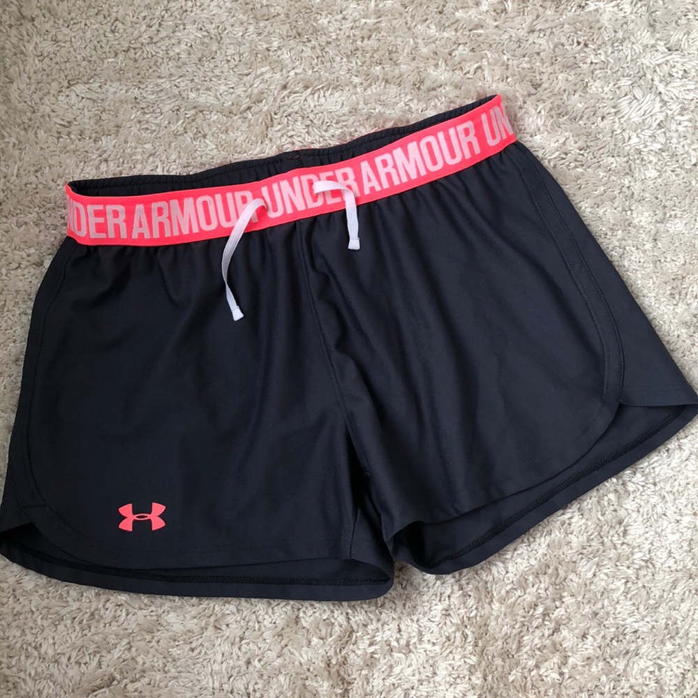 UNDER ARMOUR | Shorts